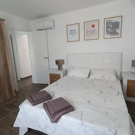 Laguna Rosa View Вилла Торевьиа