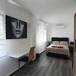 Laguna Rosa View Вилла *